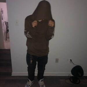 Meet your Posher, Brady